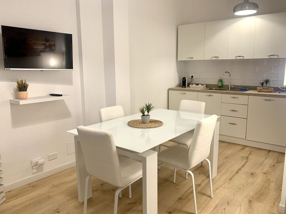 Apartment, Double and 1 Twin, City View, Patio