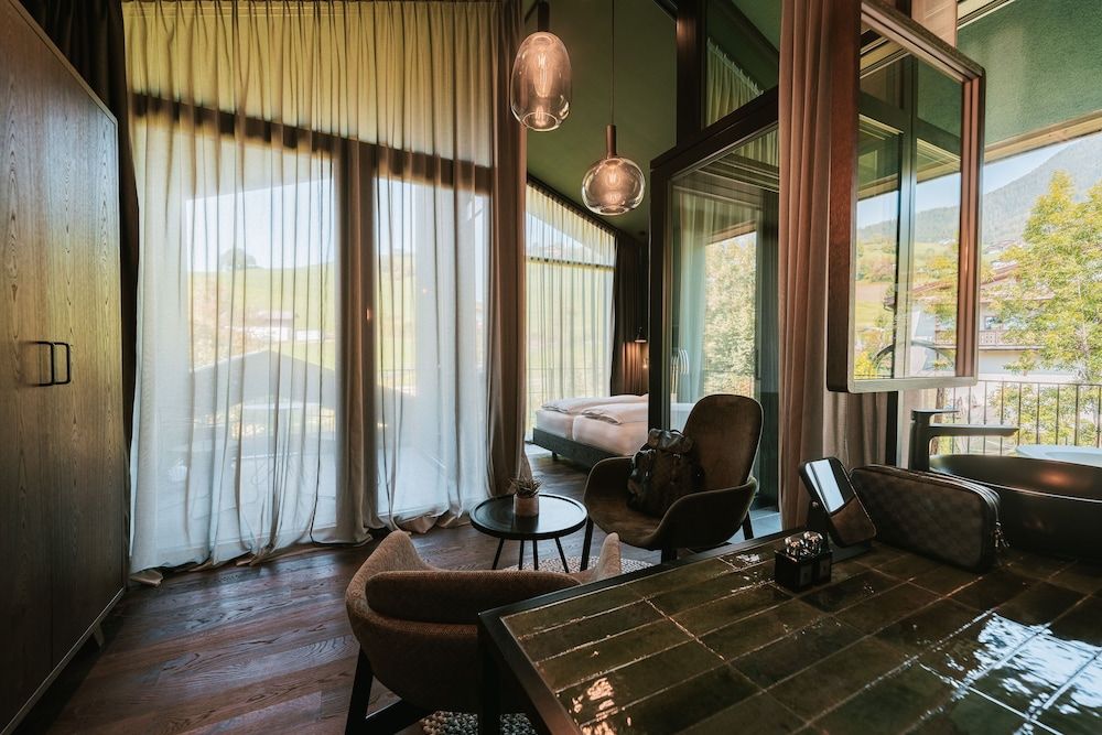 FLORIS GREEN SUITES Deluxe Suite 2