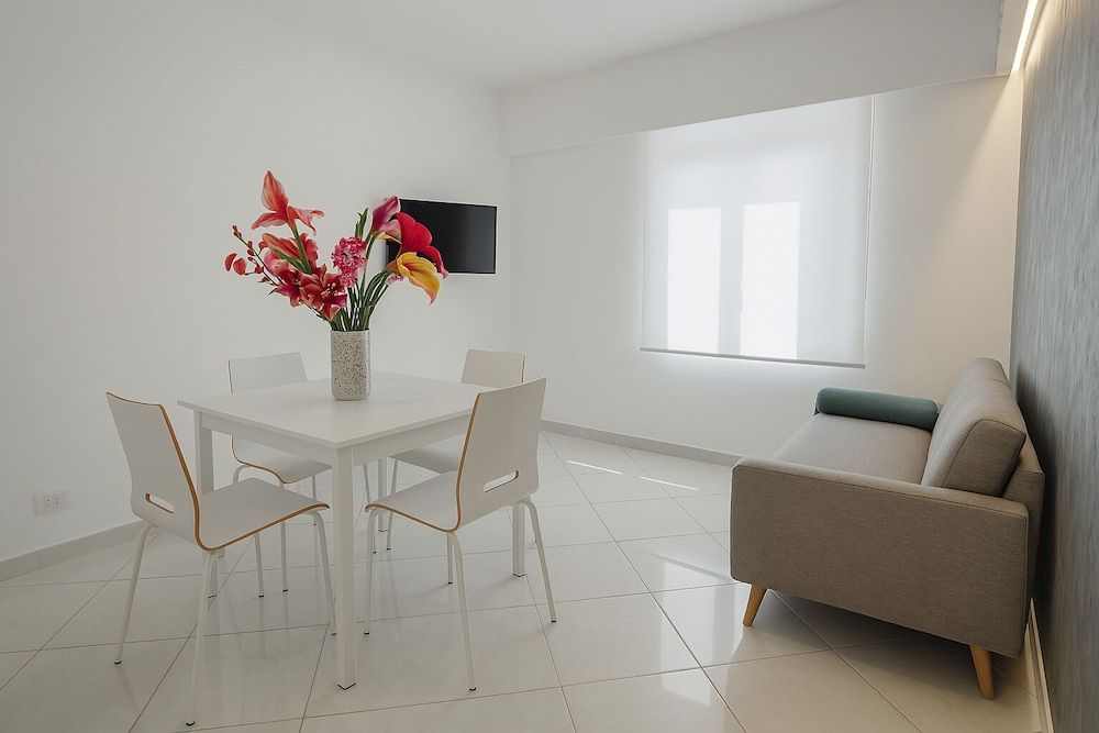 AR Palace Hotel - Palermo Deluxe Quadruple Room 5