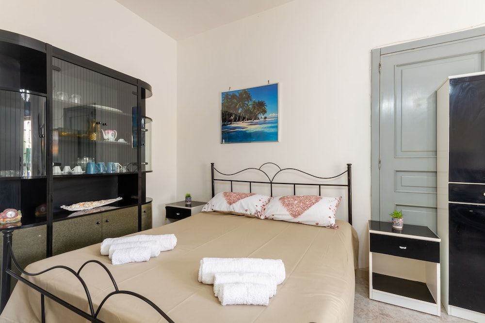 House, 1 Bedroom, Smoking, Patio