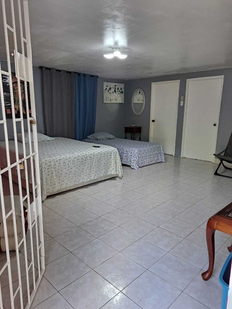 Iron-Shore Apartments