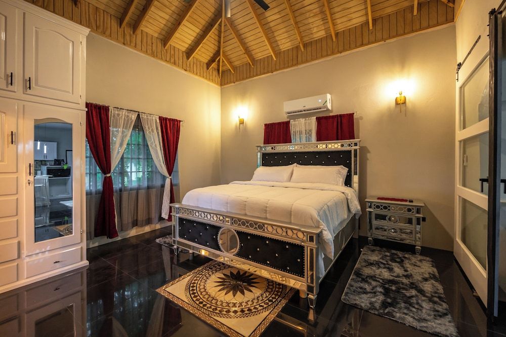 Luxury Double Room, Garden View