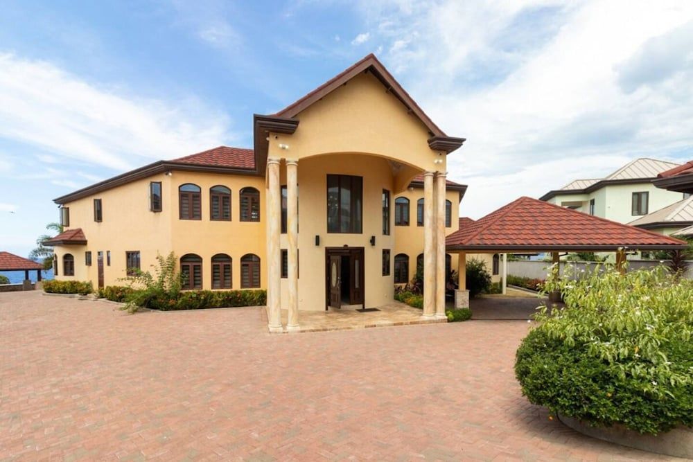 Villa, Smoking