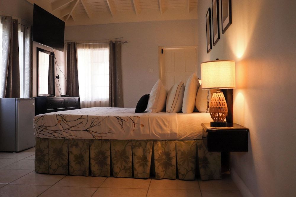 Paradise On The Rocks Hotel Superior Single Room, Sea View 3