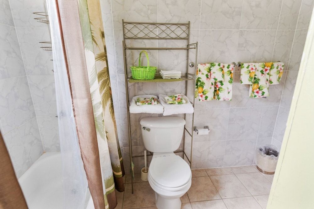 YanceyLargo-6BR Two-Story Estate w/Mountain Views by RedAwning Villa, 6 Bedrooms 34