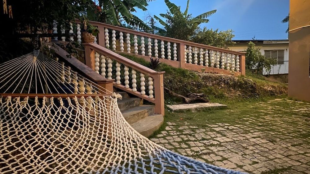 YanceyLargo-6BR Two-Story Estate w/Mountain Views by RedAwning Villa, 6 Bedrooms 40