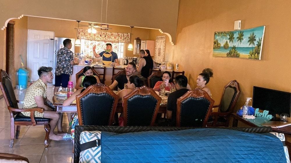 YanceyLargo-6BR Two-Story Estate w/Mountain Views by RedAwning Villa, 6 Bedrooms 38