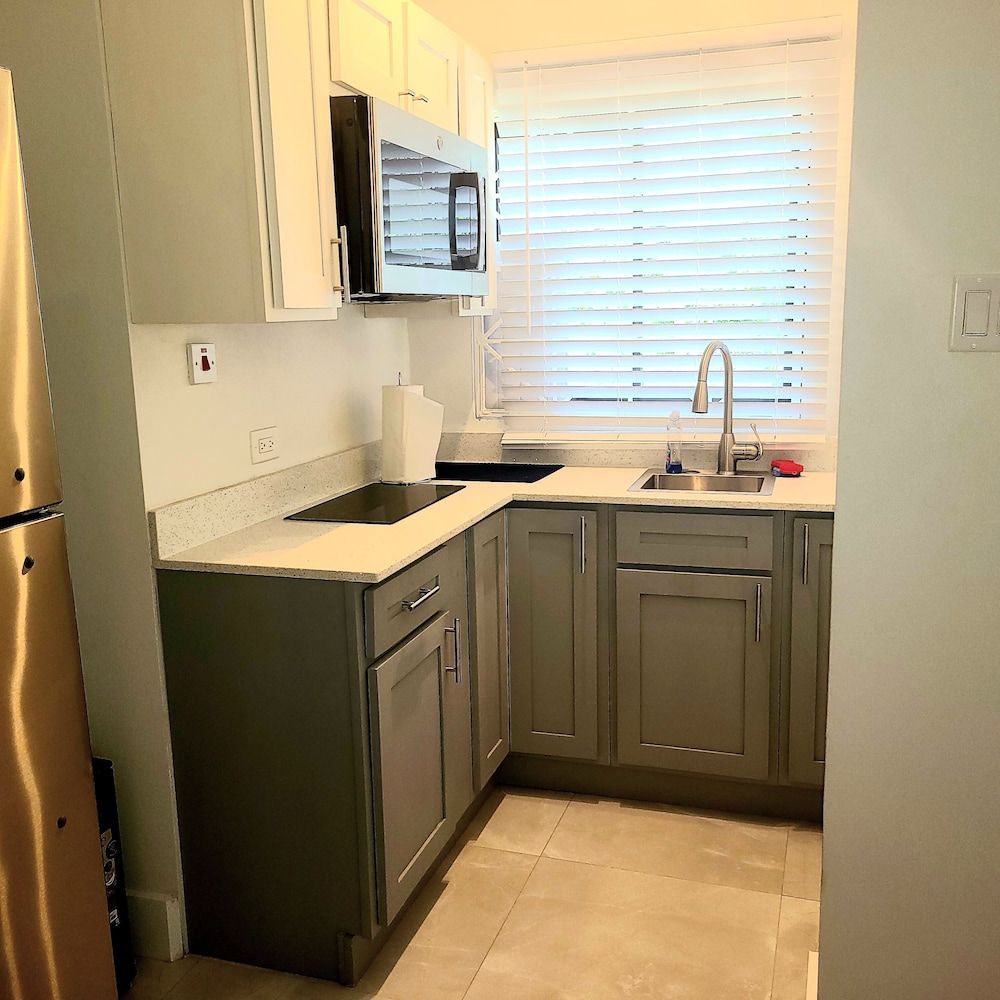 Villa Jamaica Luxury Studio, 1 Queen Bed 4