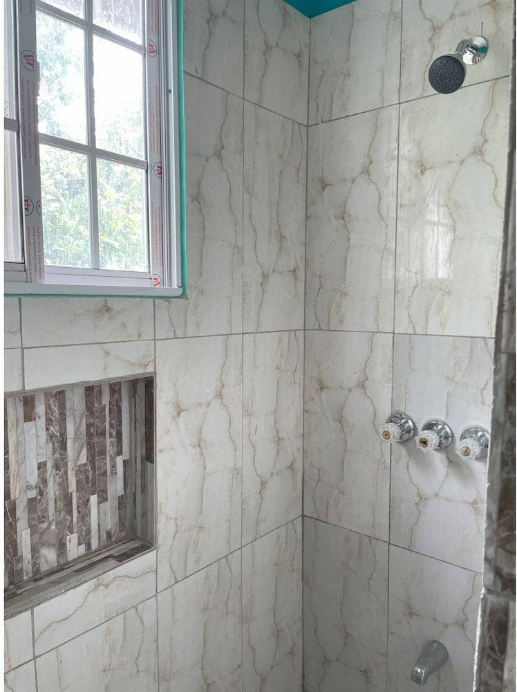 YanceyLargo Estate - Newly Built Modern 1 Bedroom Suite 1 Villa by RedAwning Villa, 1 Bedroom 26