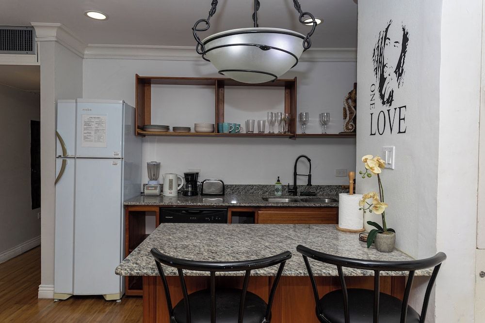 Montego Bay Club Apartments Deluxe Studio, Multiple Beds, Ocean View 41