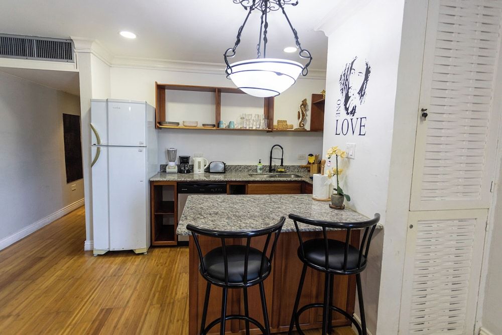 Montego Bay Club Apartments Deluxe Studio, Multiple Beds, Ocean View 37