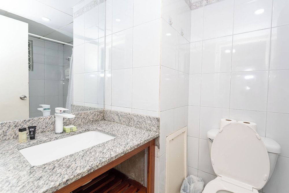 Montego Bay Club Apartments Deluxe Studio, Multiple Beds, Ocean View 100