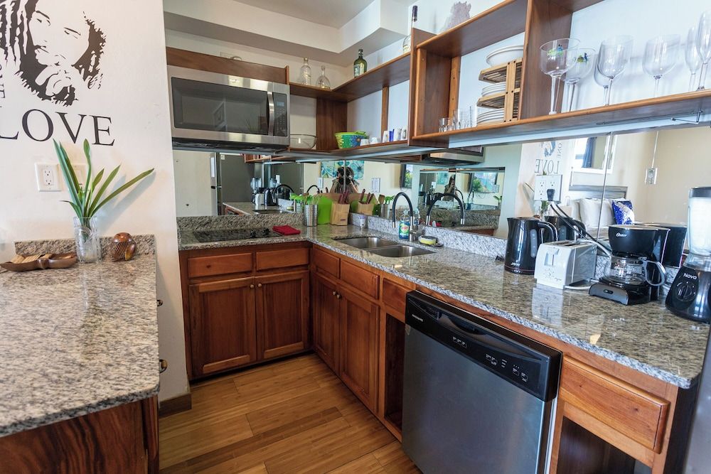 Montego Bay Club Apartments Deluxe Studio, Multiple Beds, Ocean View 34