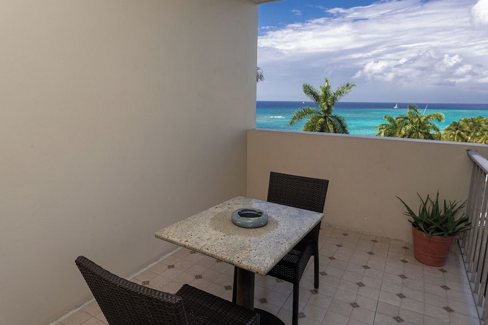 Montego Bay Club Apartments Deluxe Studio, Multiple Beds, Ocean View 87