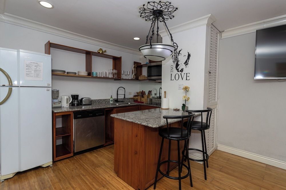 Montego Bay Club Apartments Deluxe Studio, Multiple Beds, Ocean View 42