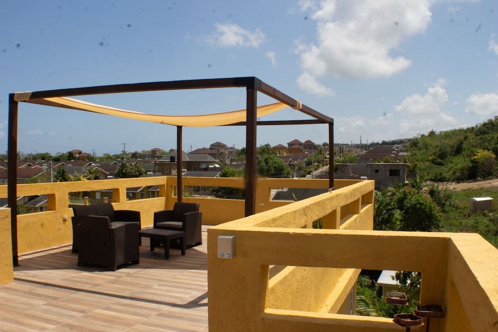 The Vista Inn Studio 3 4