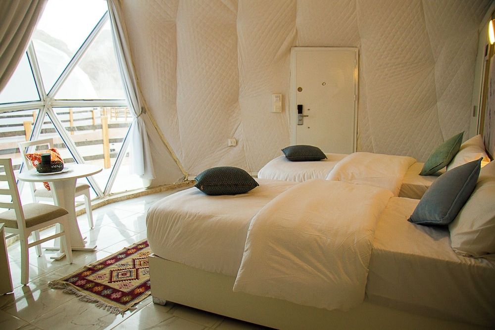 Desert Season Camp Luxury Twin Room 5