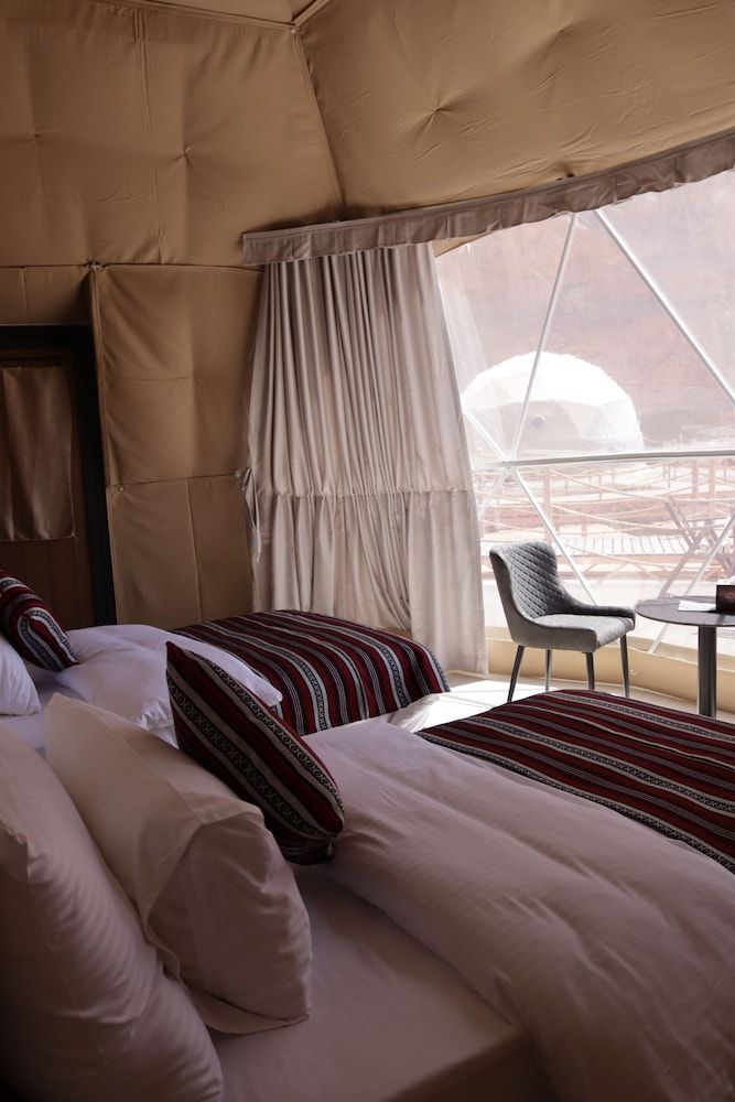 Valley Resort Martian Single Room 7