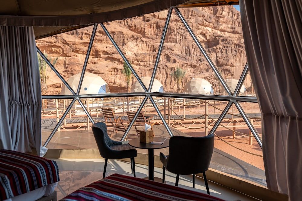 Valley Resort Martian Single Room 8