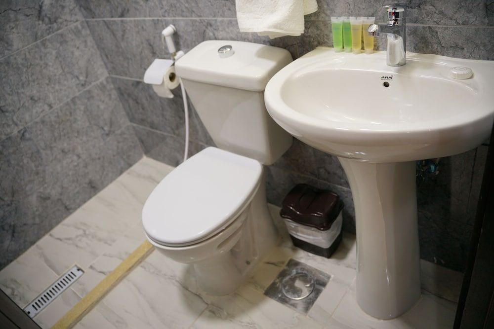 Mansi Residence Deluxe Twin Room 13