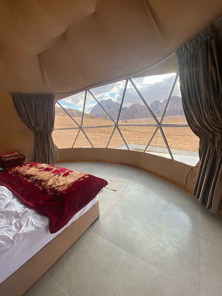 Suhail Camp Comfort Tent, Desert View 4