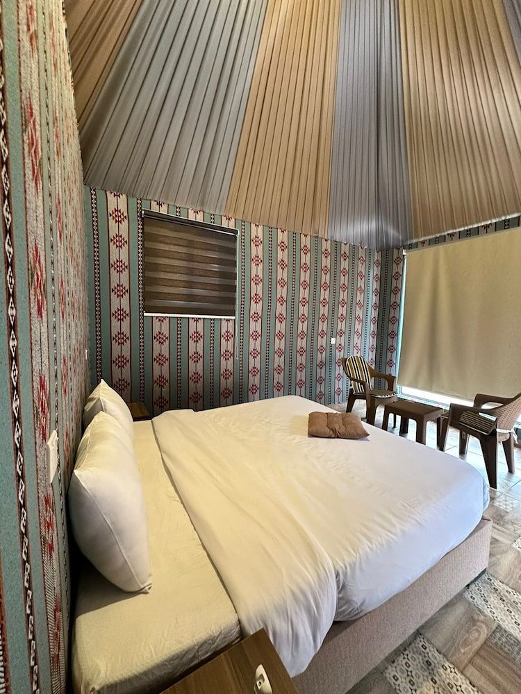 Romantic Moment Rum Panoramic Double or Twin Room 6