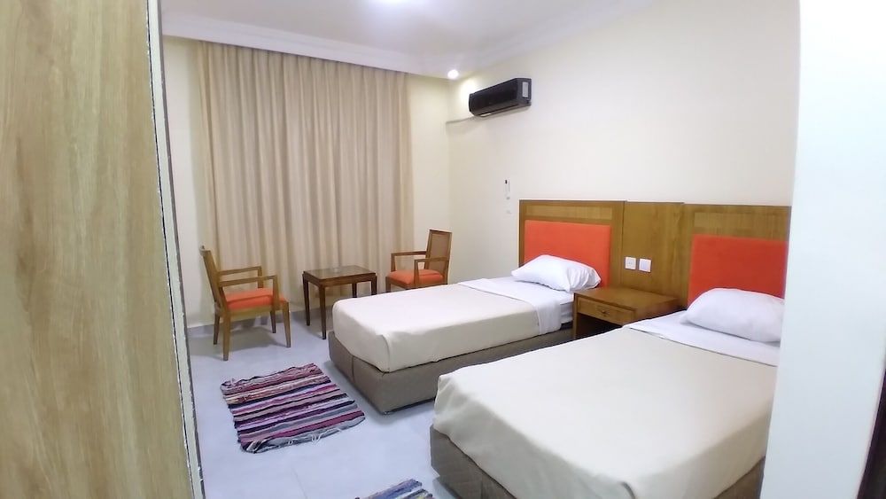 Summit Hotel Comfort Double or Twin Room, Mountain View 4