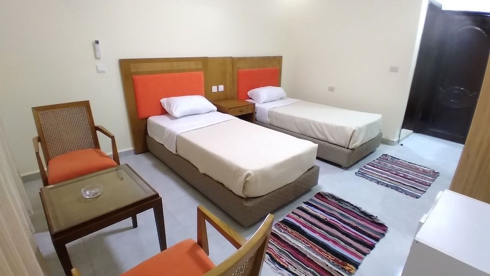 Summit Hotel Comfort Double or Twin Room, Mountain View 5