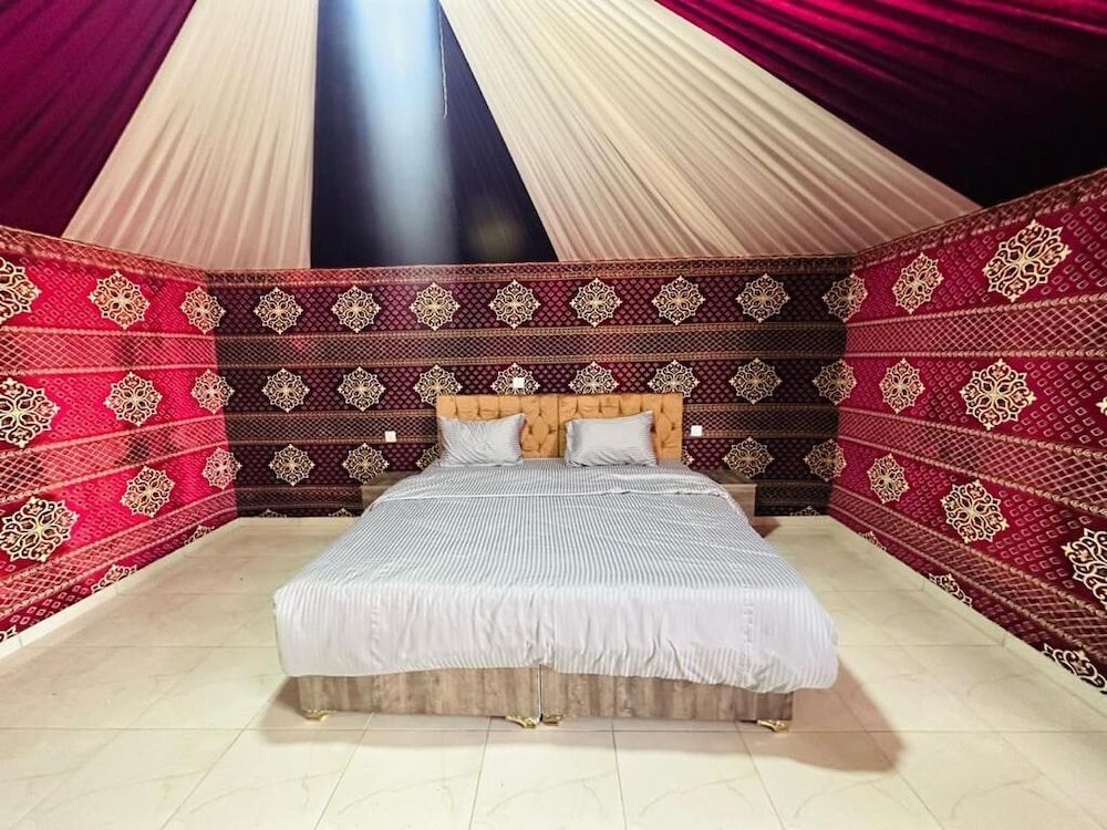 Rum Pillars Camp Classic Double Room, Balcony, Mountain View 11