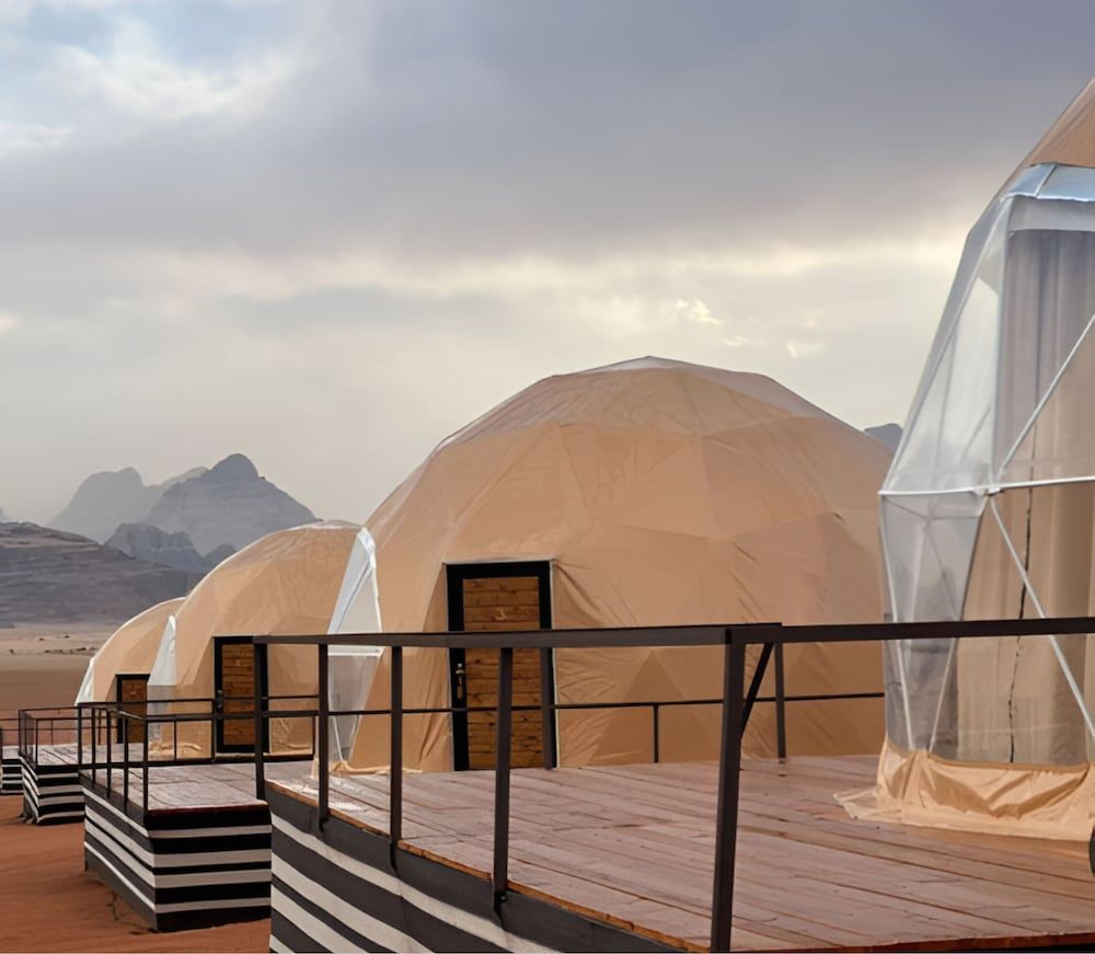 Luxury Wadi Rum Camp Luxury Double or Twin Room, Mountain View 6