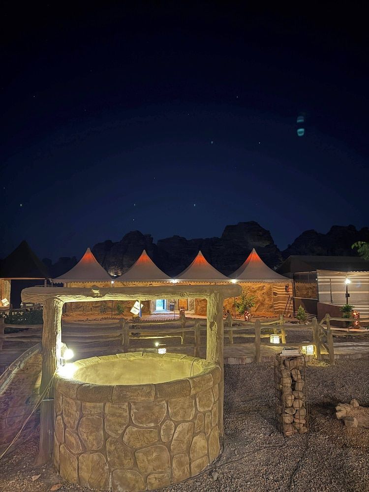 Desert Oasis Lodge in Wadi Rum Cabin 12