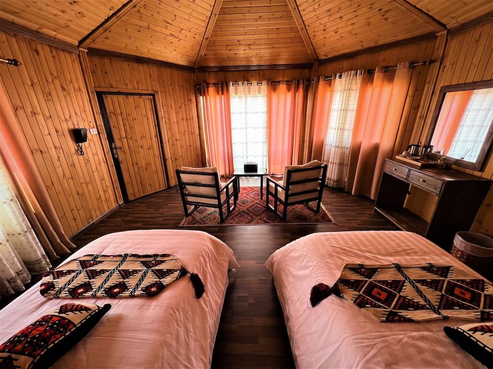 THE VILLAS - BEDOUIN BOUTIQUE RESORT Luxury Twin Room 2