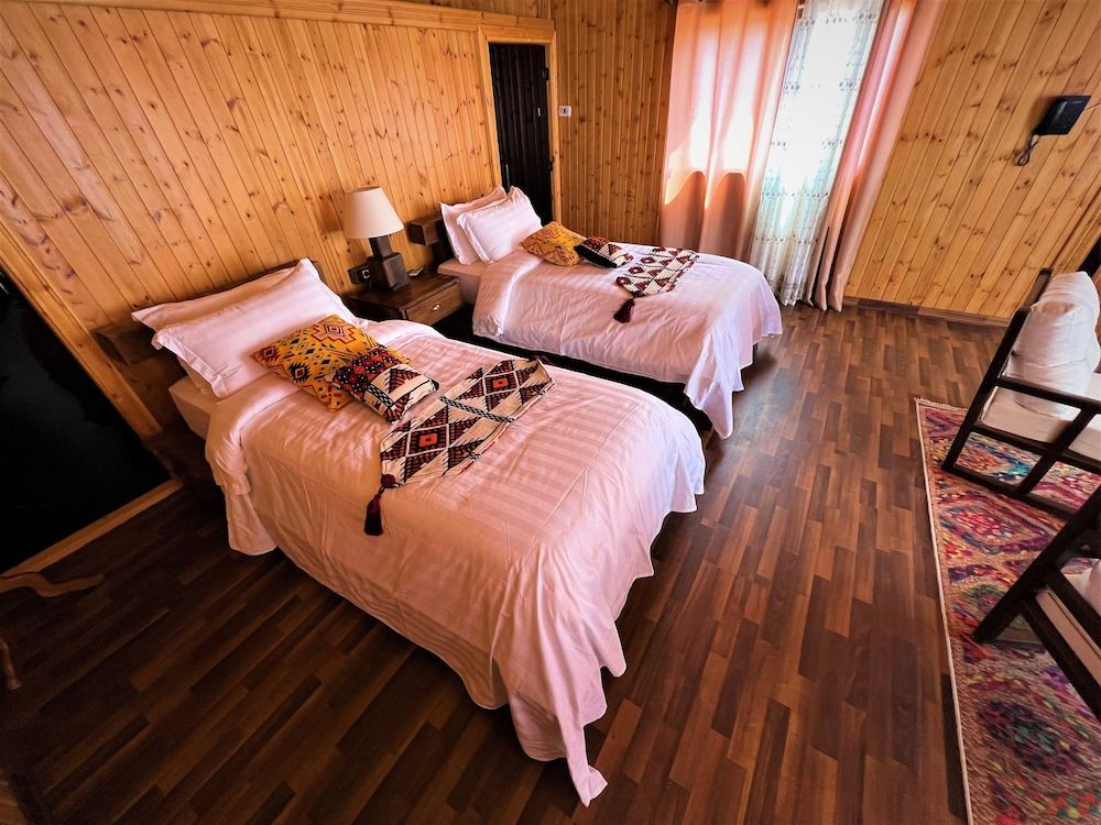 THE VILLAS - BEDOUIN BOUTIQUE RESORT Luxury Twin Room 5