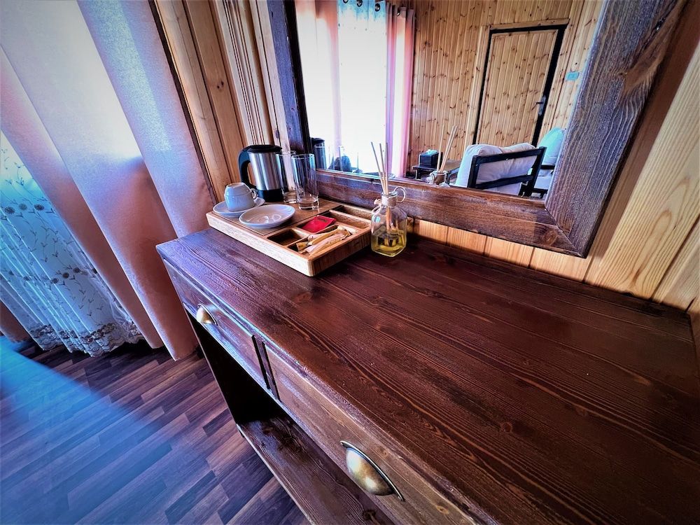 THE VILLAS - BEDOUIN BOUTIQUE RESORT Luxury Twin Room 8