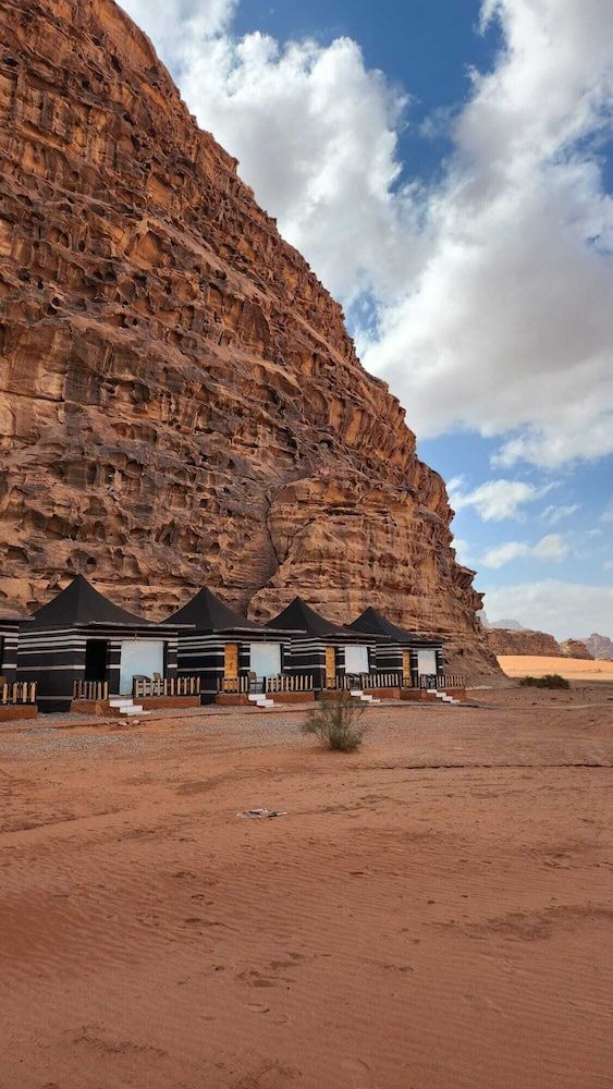 Shaheen Camp wadi rum Deluxe Tent 5