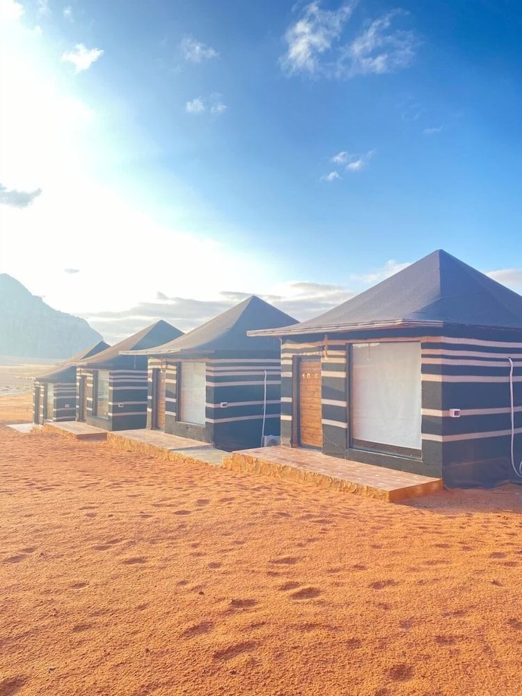 Mirage Camp wadi rum Panoramic Room 13