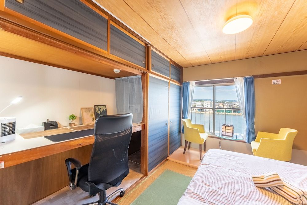 Basic Apartment