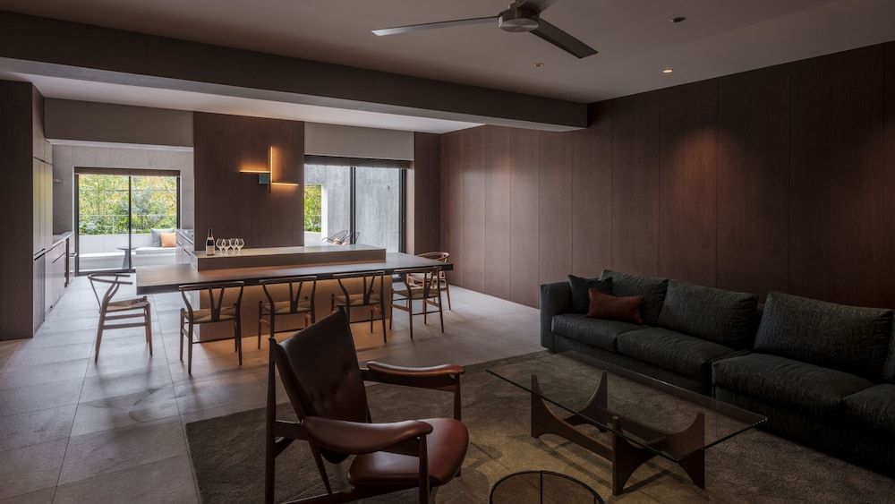 Exclusive Room +CHEF