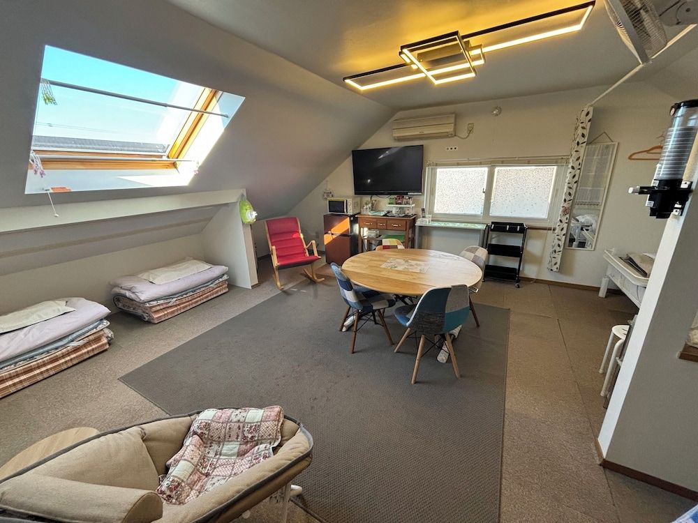 Guest House MOMO Economy Quadruple Room, Non Smoking, Kitchenette 3