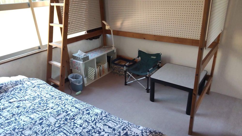 Basic Twin Room