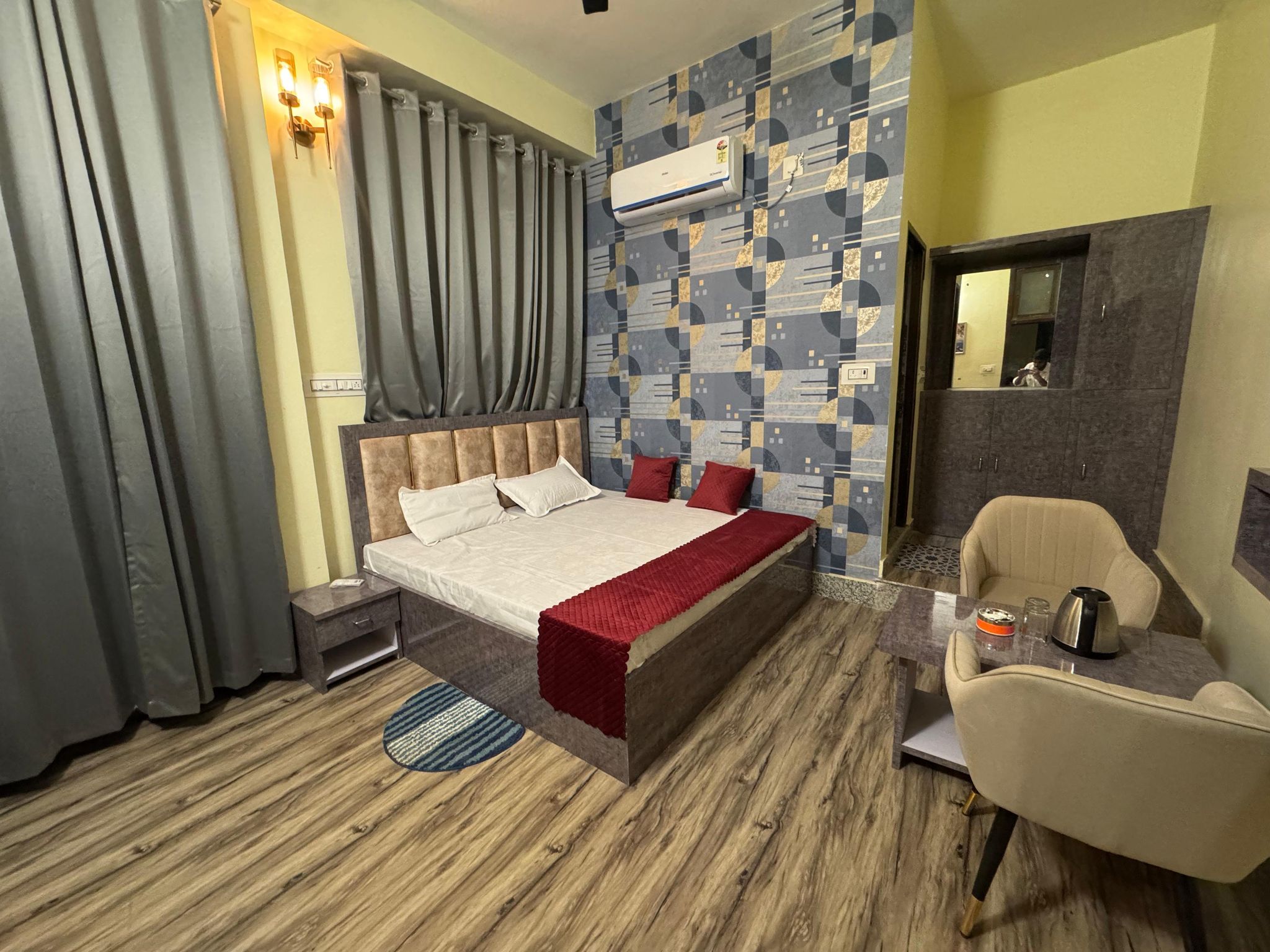 Super Deluxe Room