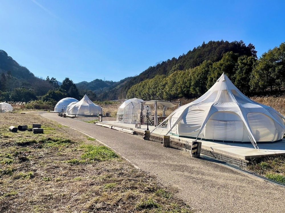 Comfort Tent, Non Smoking