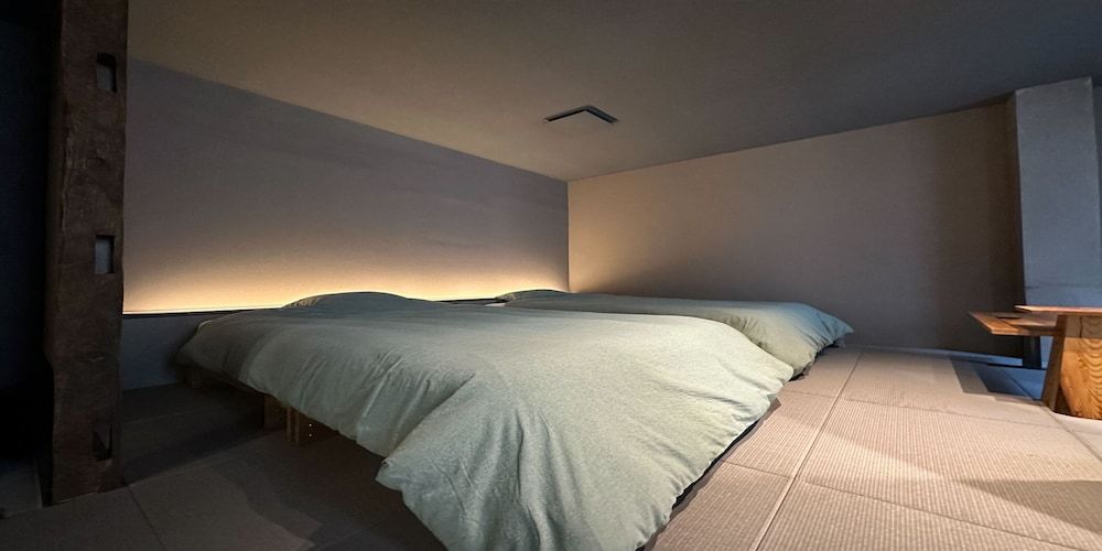 Deluxe Twin Room, City View