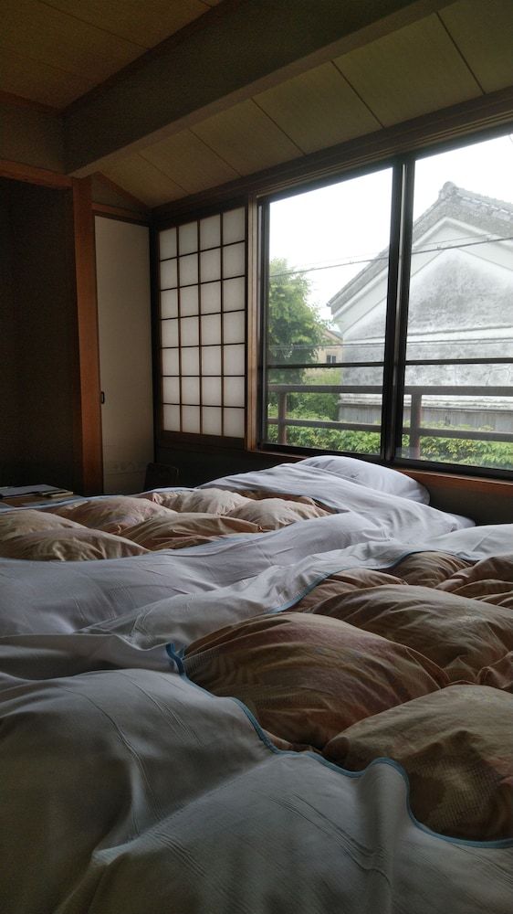 Economy Twin Room