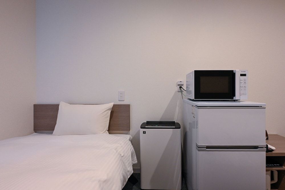 Standard Twin Room, Non Smoking (check-in is not available after 11PM)