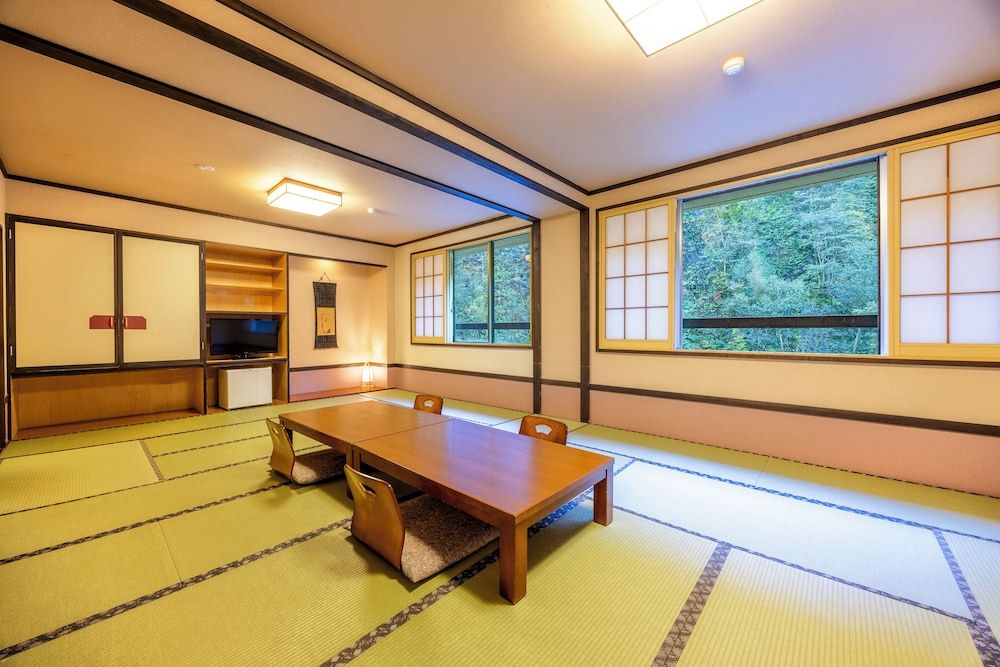 Oyado Shikishimasou Spacious Japanese-Style Room Non Smoking 2
