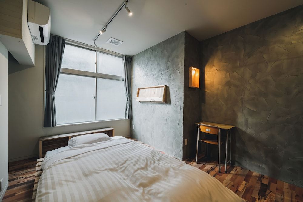 Single Room, Non Smoking, Shared Bathroom
