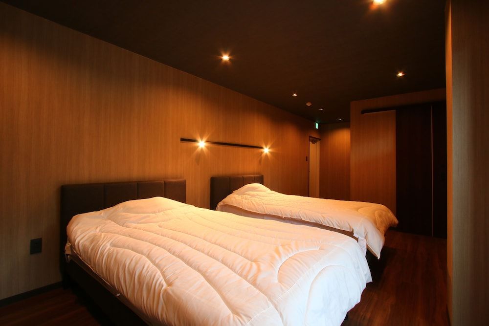 Basic Twin Room