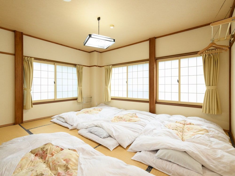 Japanese Room with Shared Washroom - Quadruple (Non-Smoking)