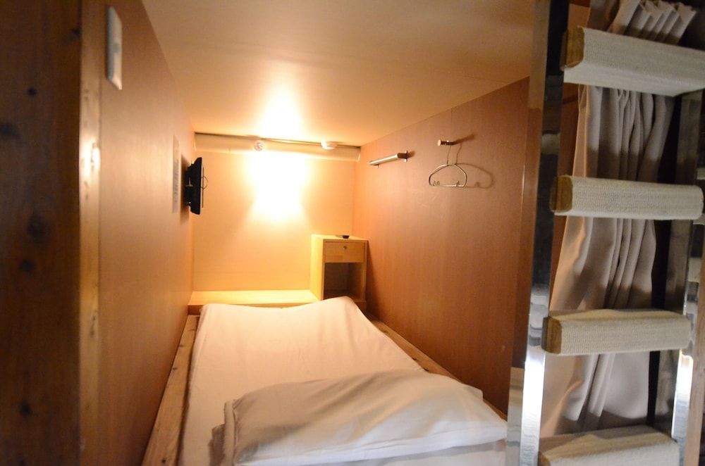 Male Dormitory Room, Upper Bed